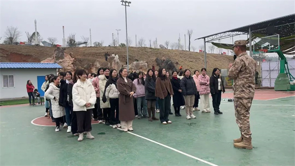 娄底市中医医院开展“魅力巾帼，欢乐同行”庆三八国际妇女节活动
